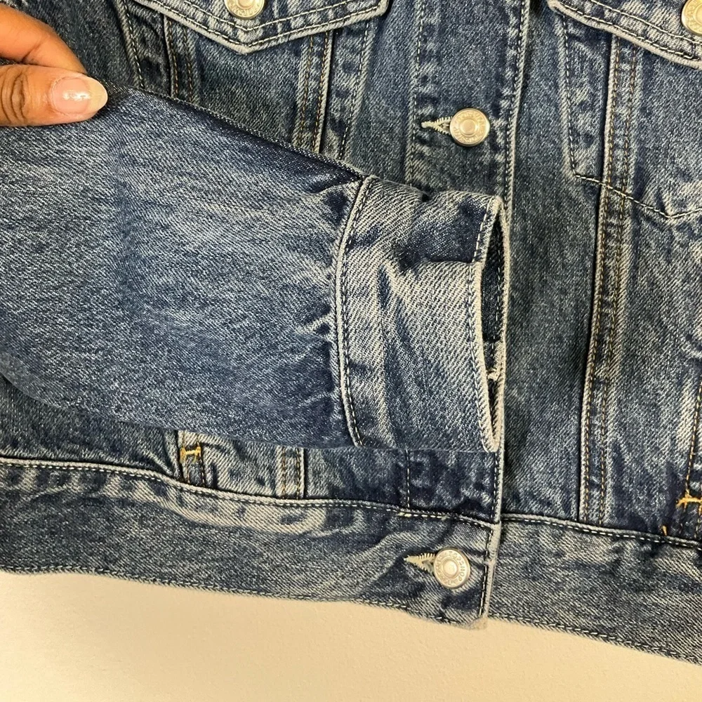 Topshop Women's Medium Wash Blue Denim Trucker Cropped Western Jacket Pockets 4 - Picture 7 of 9
